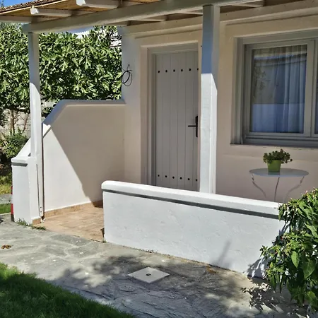Paralies Aparthotel Skiathos-stad