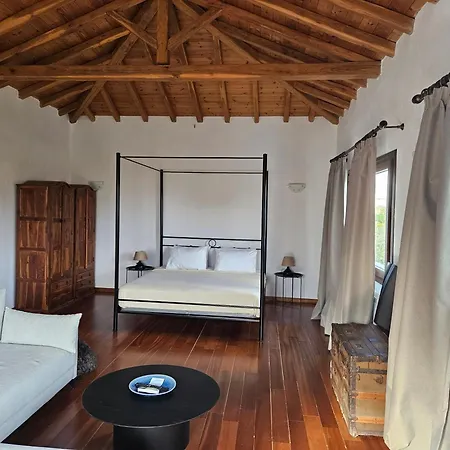 Paralies Aparthotel Skiathos-stad