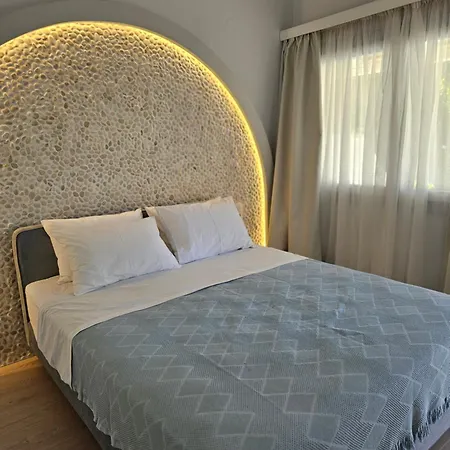 Paralies Skiathos-stad