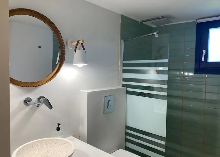 Aparthotel Paralies Skiathos Town