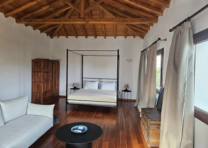 Paralies Aparthotel Skiathos Town