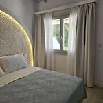 Aparthotel Paralies