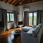 Aparthotel Paralies