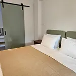 Paralies 3*