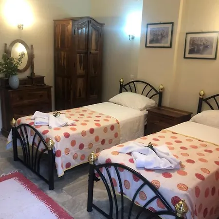 Paralies Lejlighedshotel 3*